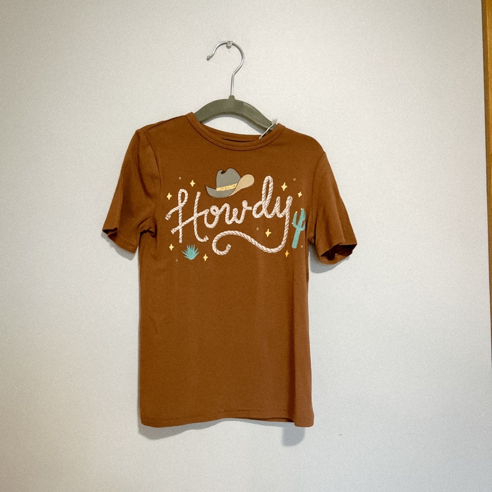 Brown 'Howdy' Graphic T-Shirt little sleepies